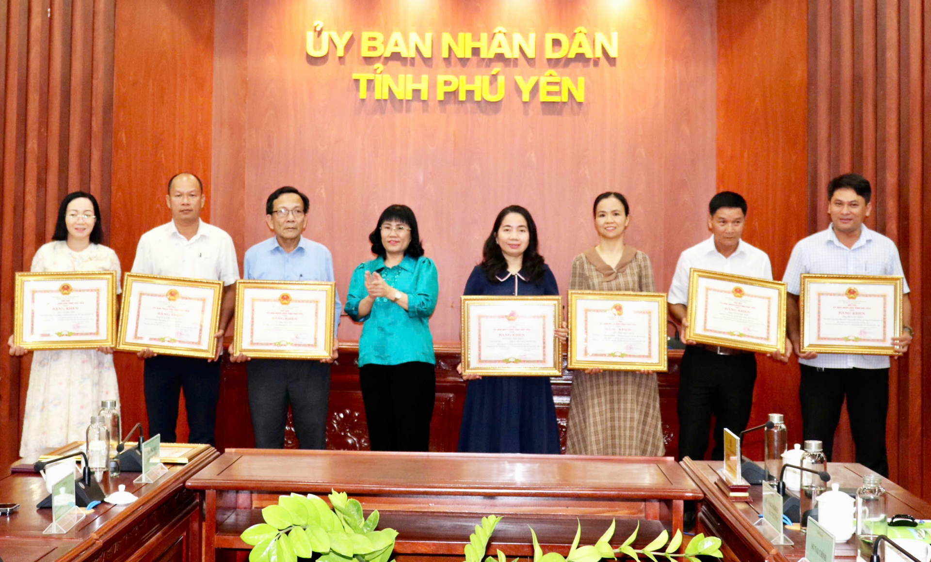 anh_khen_thuong_20250623071225