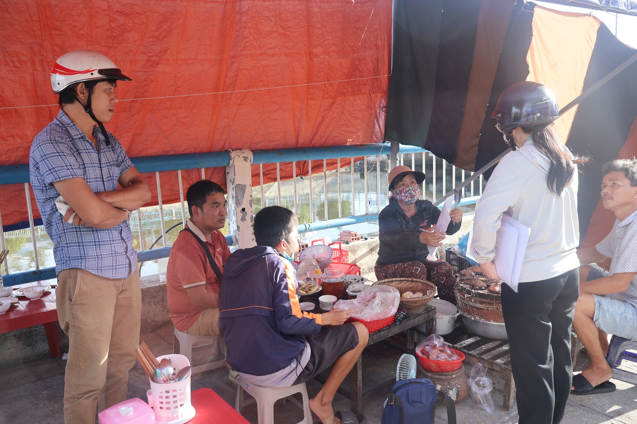 Phường Sông Cầu ra quân lập lại trật tự đô thị