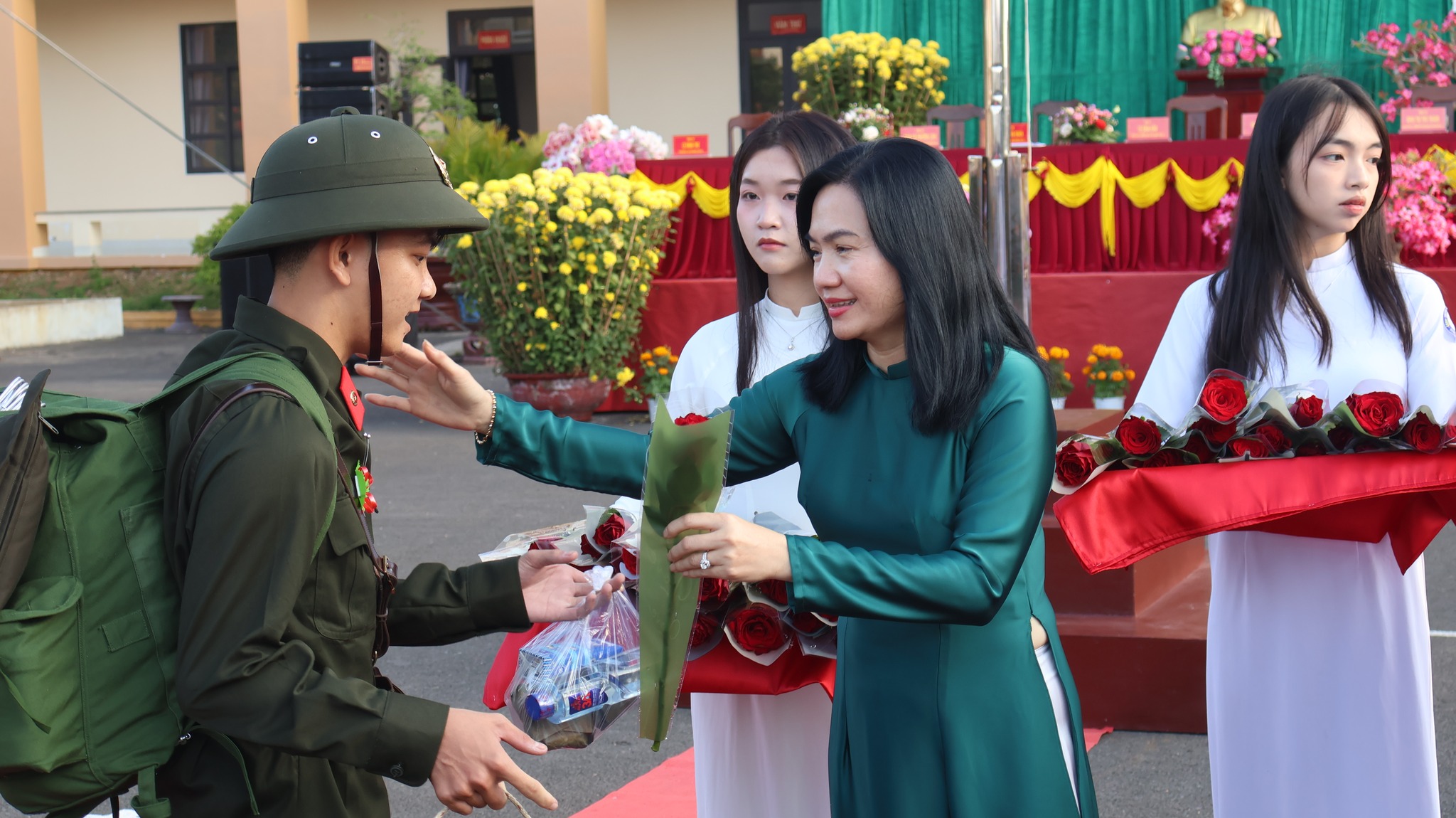 Ban Chỉ huy Phòng thủ khu vực 1 - Sông Cầu tổ chức lễ giao nhận quân năm 2026