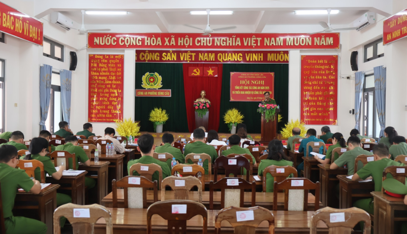 Phường Sông Cầu tổ chức Hội nghị tổng kết công tác Công an năm 2025