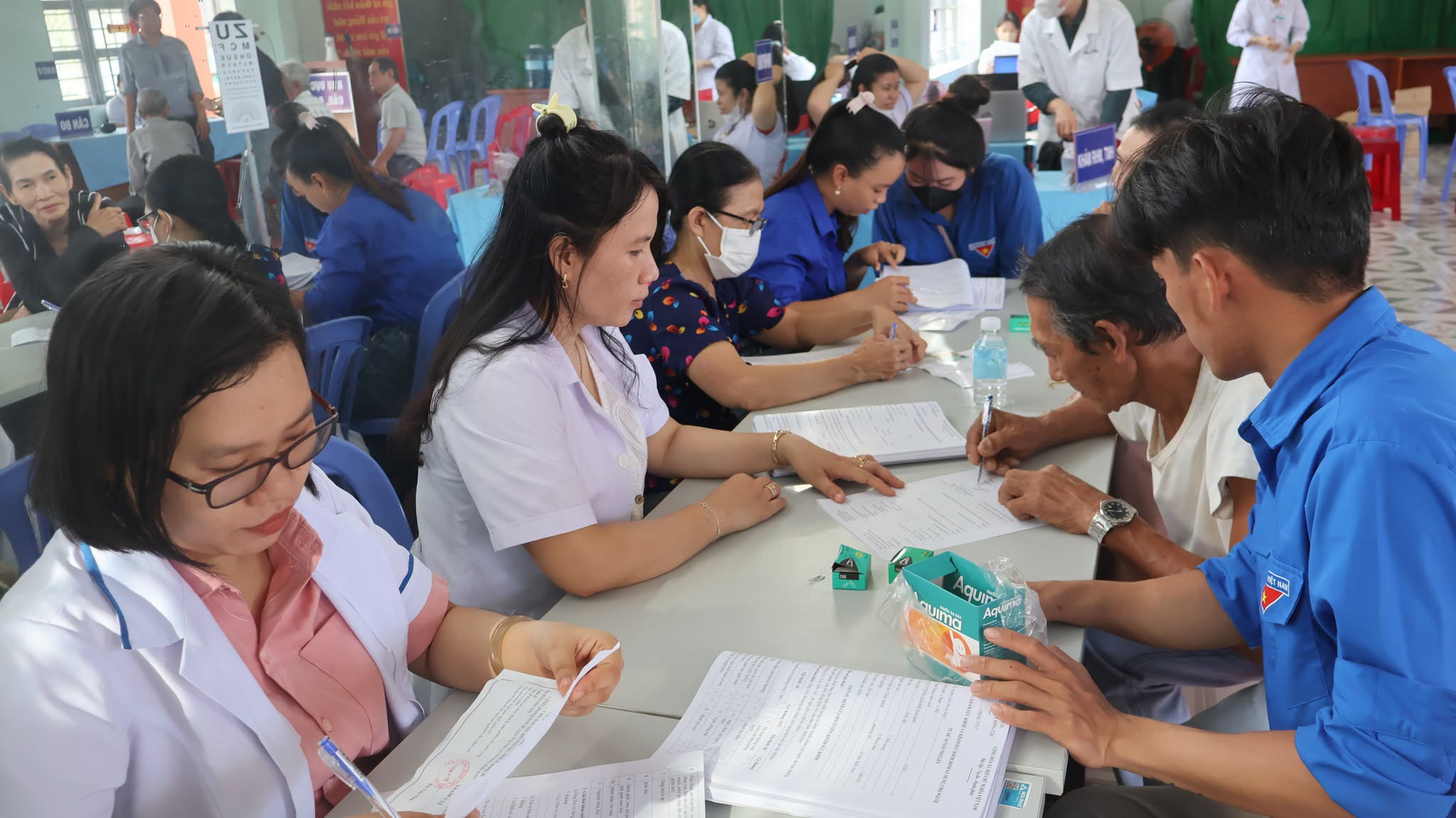 Sông Cầu: Tổ chức chương trình khám sức khỏe định kỳ, khám sàng lọc miễn phí đợt 4 cho người dân trên địa bàn phường